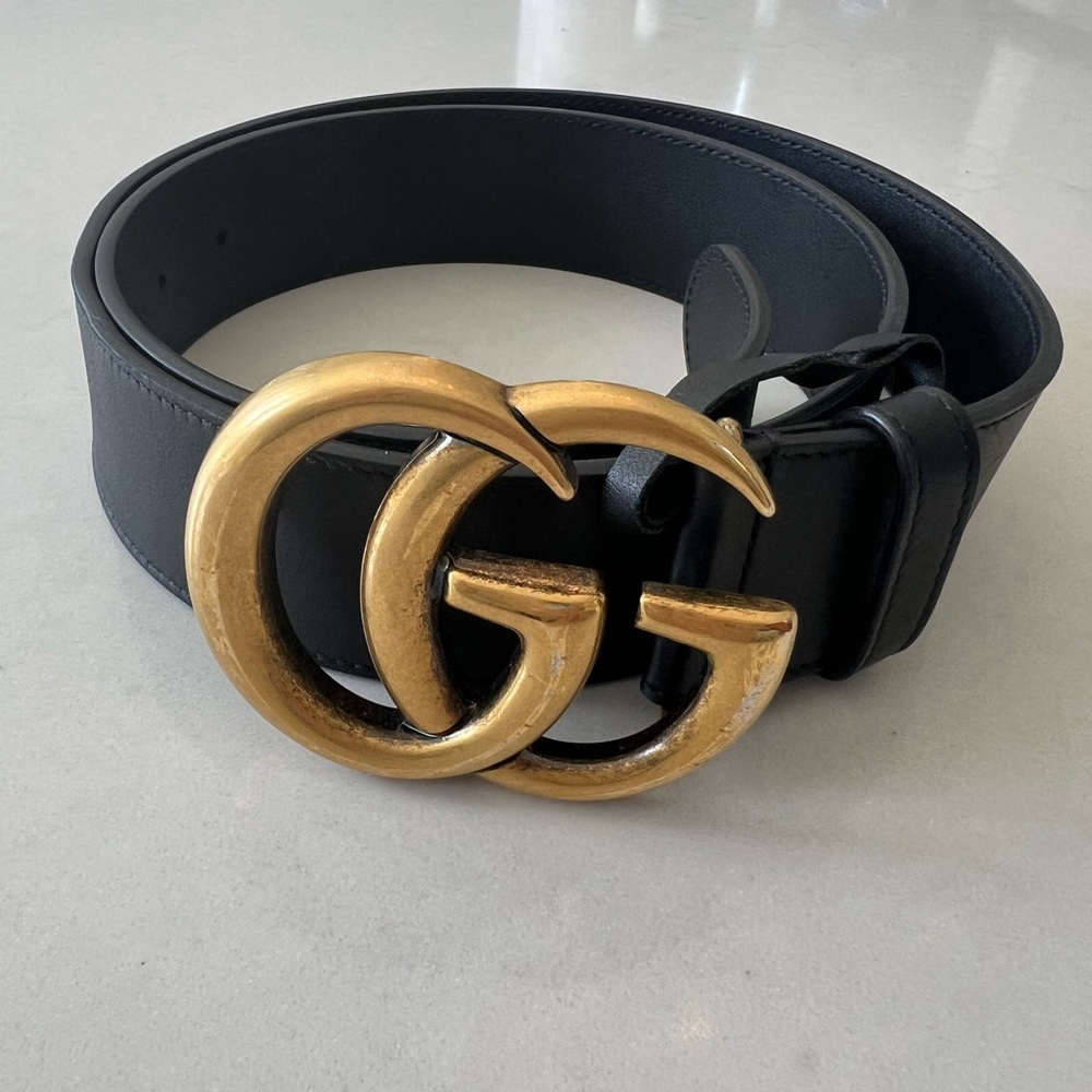 Gucci Wide Leather Belt Size 90 1.5 inches wide